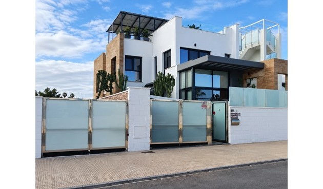 Villa - Resale - Cabo Roig - Costa Blanca