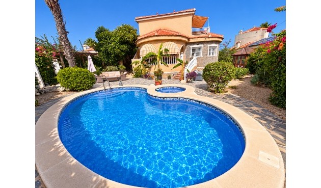 Villa - Resale - Ciudad Quesada - Costa Blanca