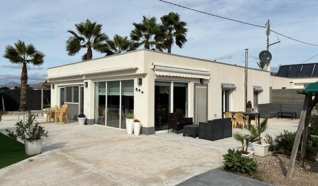 Villa - Resale - Crevillent - Costa Blanca