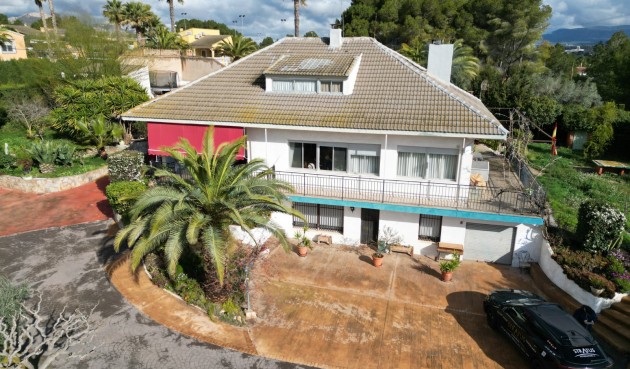 Villa - Resale - Elda - Inland