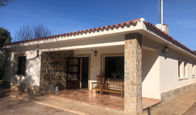 Villa - Resale - Elda - Inland