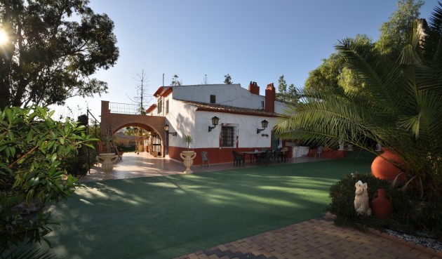 Villa - Resale - Fortuna - Inland