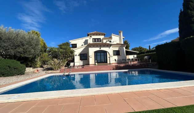 Villa - Resale - Hacienda del Alamo - BO-74807