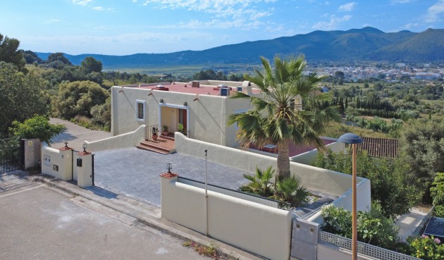 Villa - Resale - Jalón - BO-45078