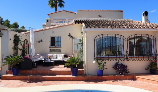 Villa - Resale - Orba - Inland
