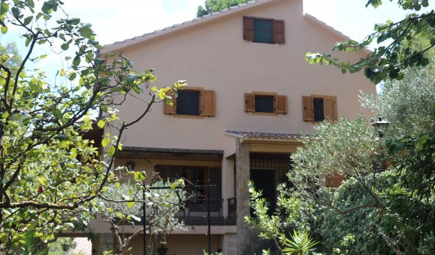 Villa - Resale - Penaguila - Inland