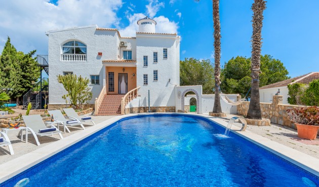 Villa - Resale - Pinar de Campoverde - Costa Blanca