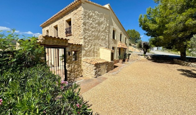 Villa - Resale - Relleu - Inland