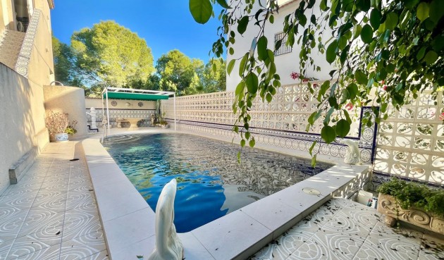 Villa - Resale - San Miguel de Salinas - Blue Lagoon
