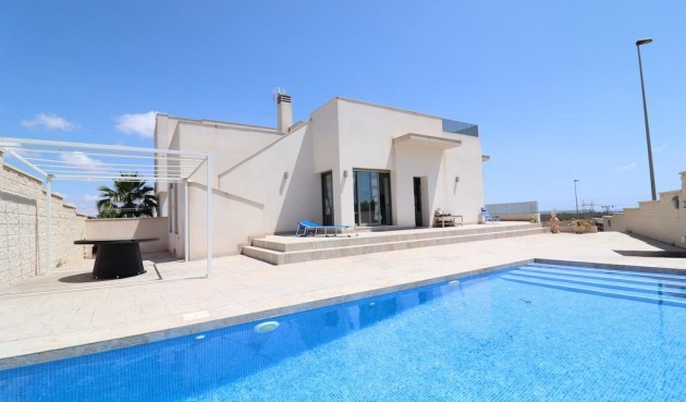 Villa - Resale - San Miguel de Salinas - BO-52572