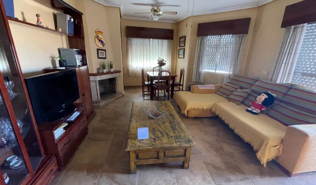 Villa - Resale - San Miguel de Salinas - BO-73229