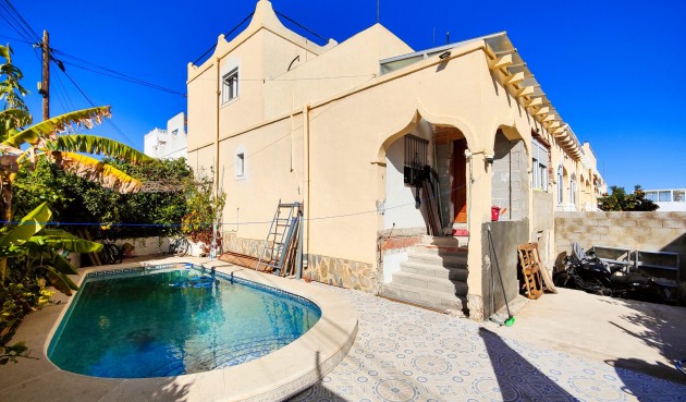Villa - Resale - San Miguel de Salinas - Inland