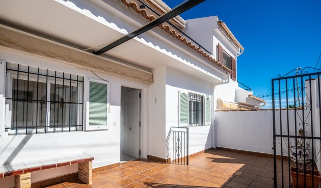 Villa - Resale - San Miguel de Salinas - Inland