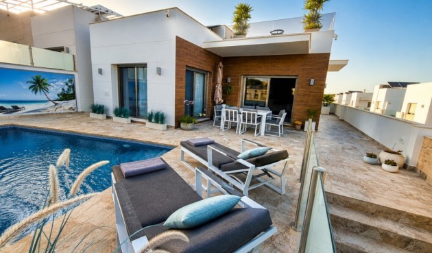 Villa - Resale - San Miguel de Salinas - Inland