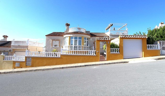 Villa - Resale - San Miguel de Salinas - Inland