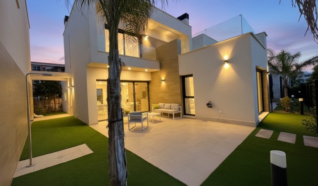 Villa - Resale - Santa Rosalia Resort - Inland