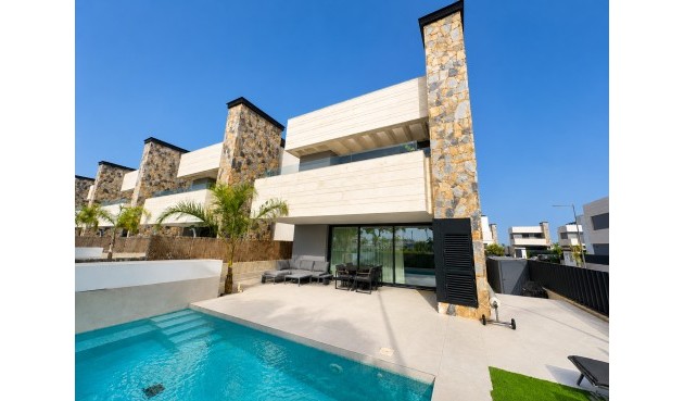 Villa - Resale - Santa Rosalia Resort - Inland