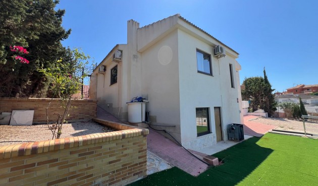 Villa - Resale - Torrevieja - Costa Blanca