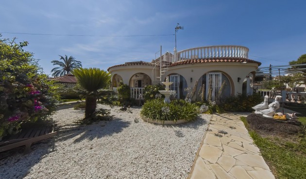 Villa - Resale - Torrevieja - Costa Blanca
