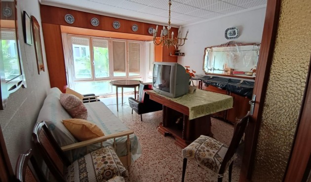 Villa - Resale - Torrevieja - Torrevieja