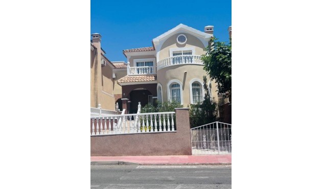Villa - Resale - Villamartin - Costa Blanca