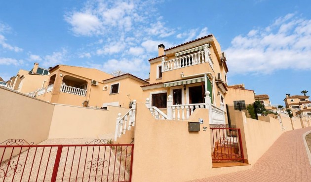 Villa - Resale - Villamartin - Costa Blanca