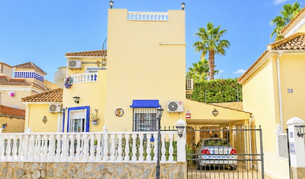 Villa - Resale - Villamartin - Costa Blanca