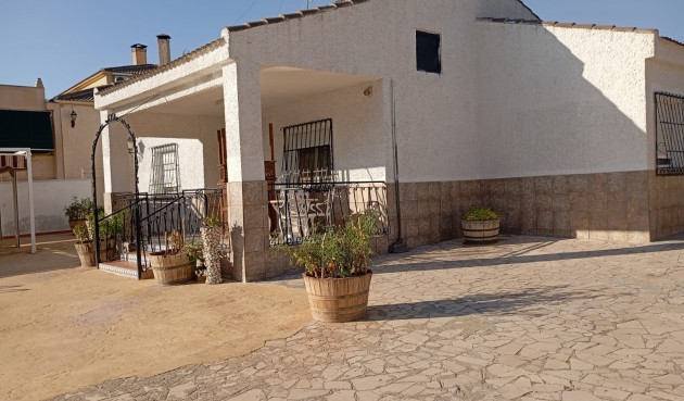 Villa - Resale - Yecla - BO-53809