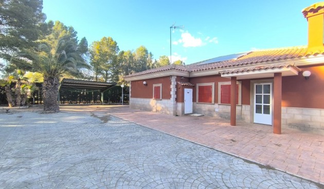 Villa - Resale - Yecla - BO-78561