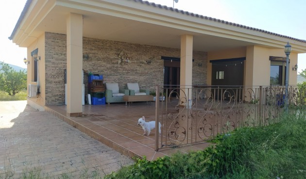 Villa - Resale - Yecla - Inland