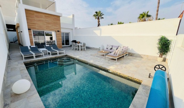 Villa - Reventa - Avileses - Inland