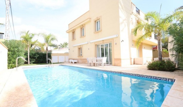 Villa - Reventa - Cabo Roig - BO-16521