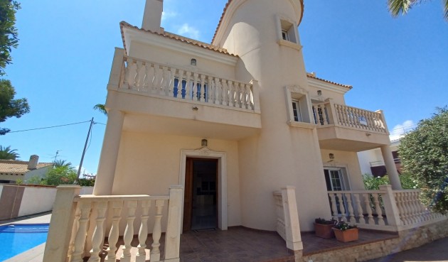 Villa - Reventa - Cabo Roig - Costa Blanca