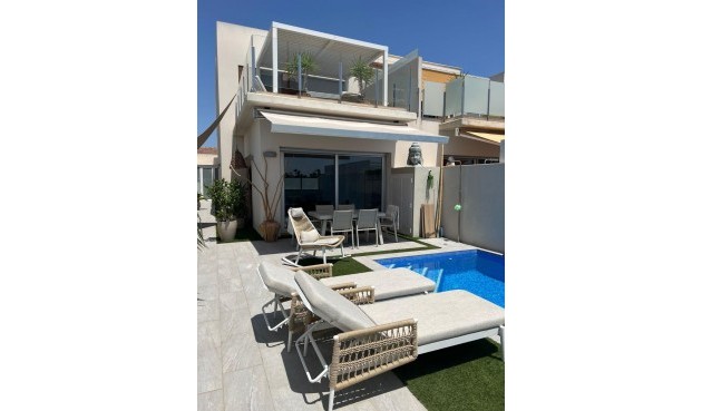 Villa - Reventa - Daya Vieja - Costa Blanca