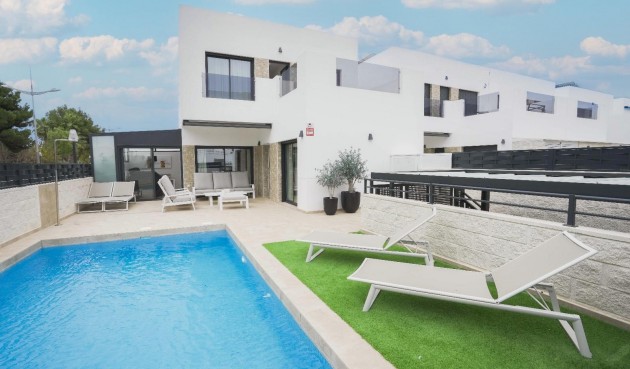 Villa - Reventa - Dolores - Dolores