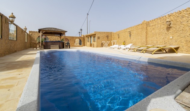 Villa - Reventa - El Beal - BO-36290