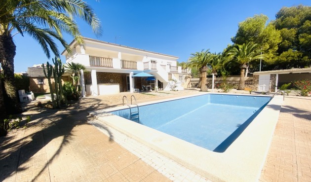 Villa - Reventa - La Zenia - Costa Blanca