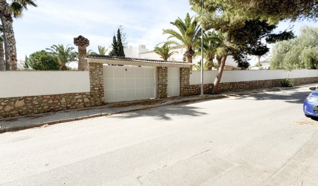 Villa - Reventa - Orihuela Costa - BO-68421