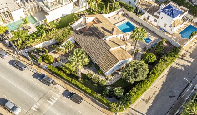 Villa - Reventa - Orihuela -
                Orihuela