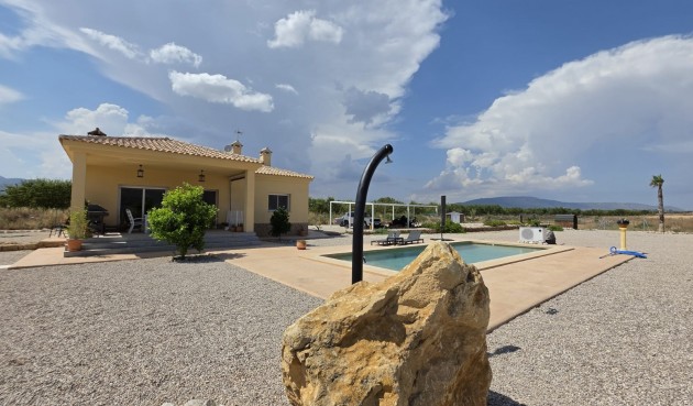 Villa - Reventa - Pinoso - Inland