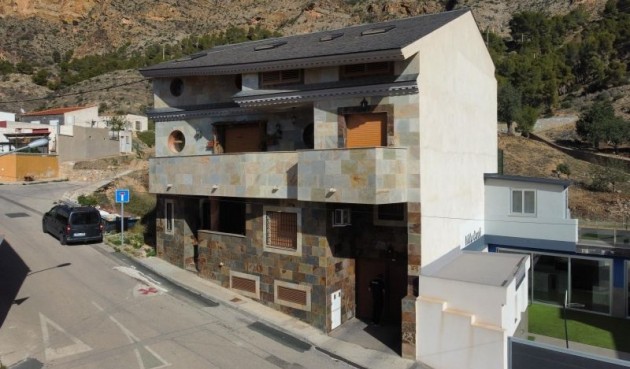 Villa - Reventa - Redován - BO-11808