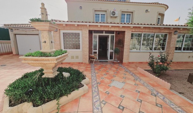 Villa - Reventa - Torrevieja - BO-58377