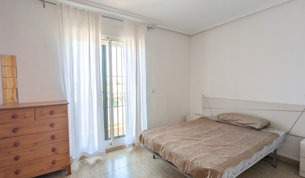 Reventa - Town House -
Daya Nueva - Costa Blanca