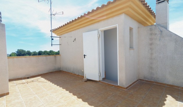 Återförsäljning - Town House -
Daya Nueva - Costa Blanca