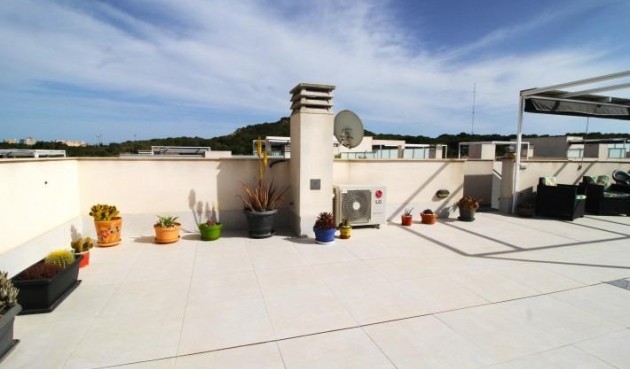 Resale - Bungalow -
Guardamar del Segura - El Edén - Los Estaños