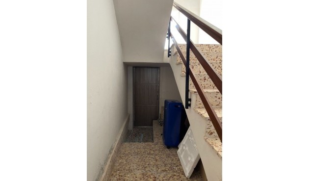 Resale - Town House -
Torrevieja - Centro