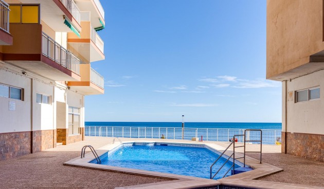 Resale - Apartment -
Torrevieja - Playa del Cura
