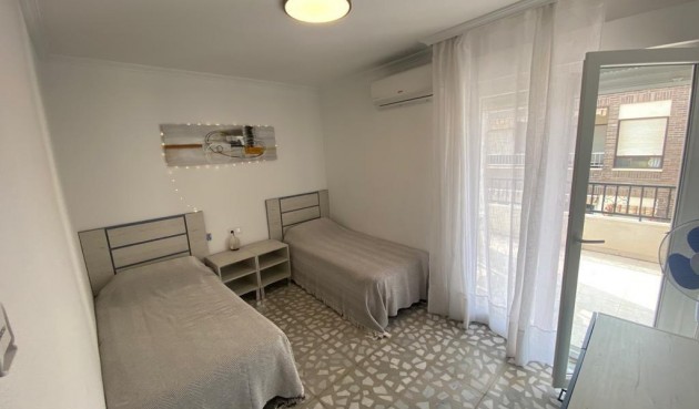 Resale - Penthouse -
Torrevieja - Estacion De Autobuses