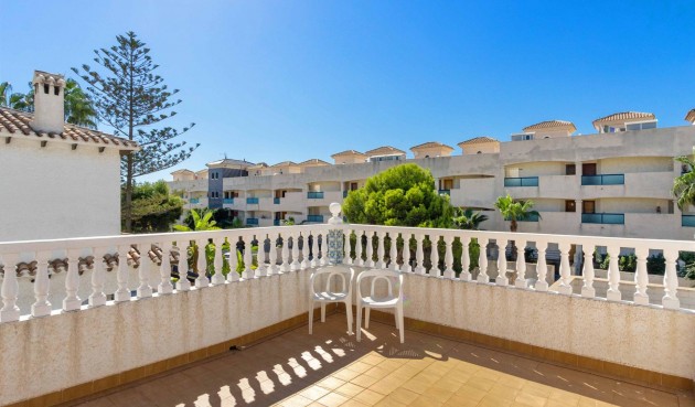 Återförsäljning - Villa -
Orihuela Costa - La Zenia