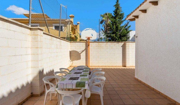 Reventa - Villa -
Orihuela Costa - La Zenia